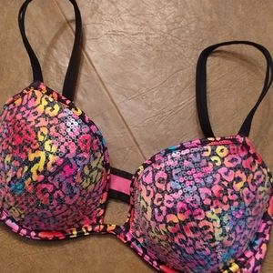 PINK Victoria's Secret push-up plunge 34D Bra